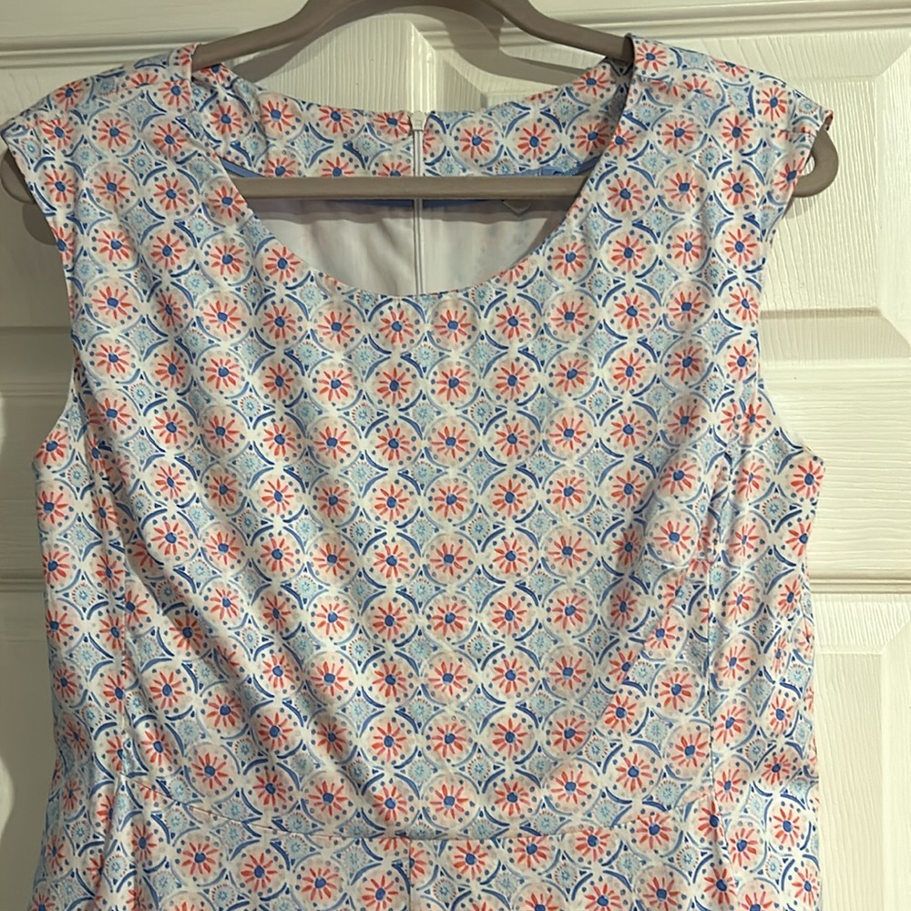Joule’s Women’s Dress White, Pink, and Blue Fully lined with pockets EUC